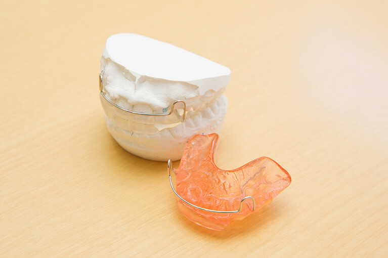 痛みの少ない矯正治療